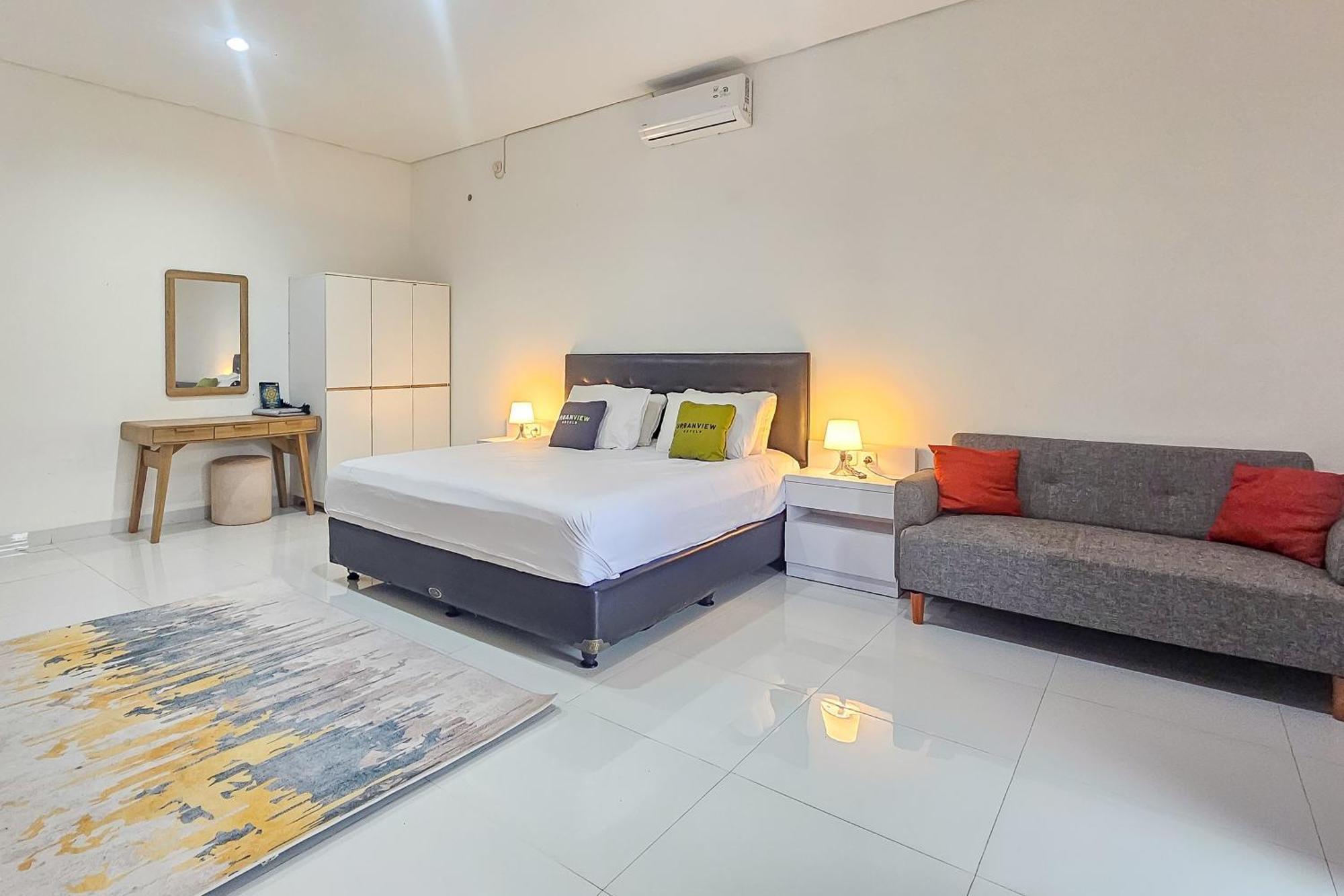 Urbanview Villa Balong Bho Syariah Bandung Cibiru エクステリア 写真