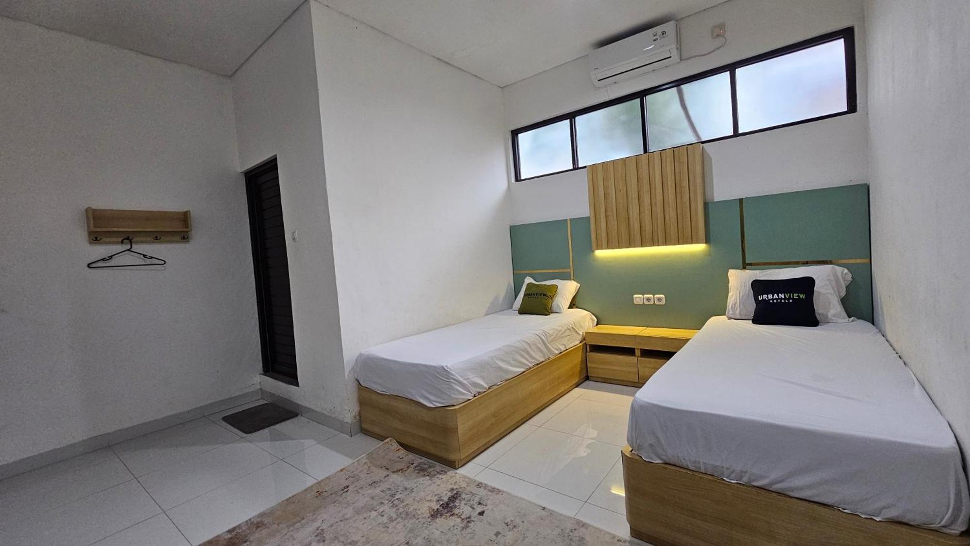 Urbanview Villa Balong Bho Syariah Bandung Cibiru エクステリア 写真