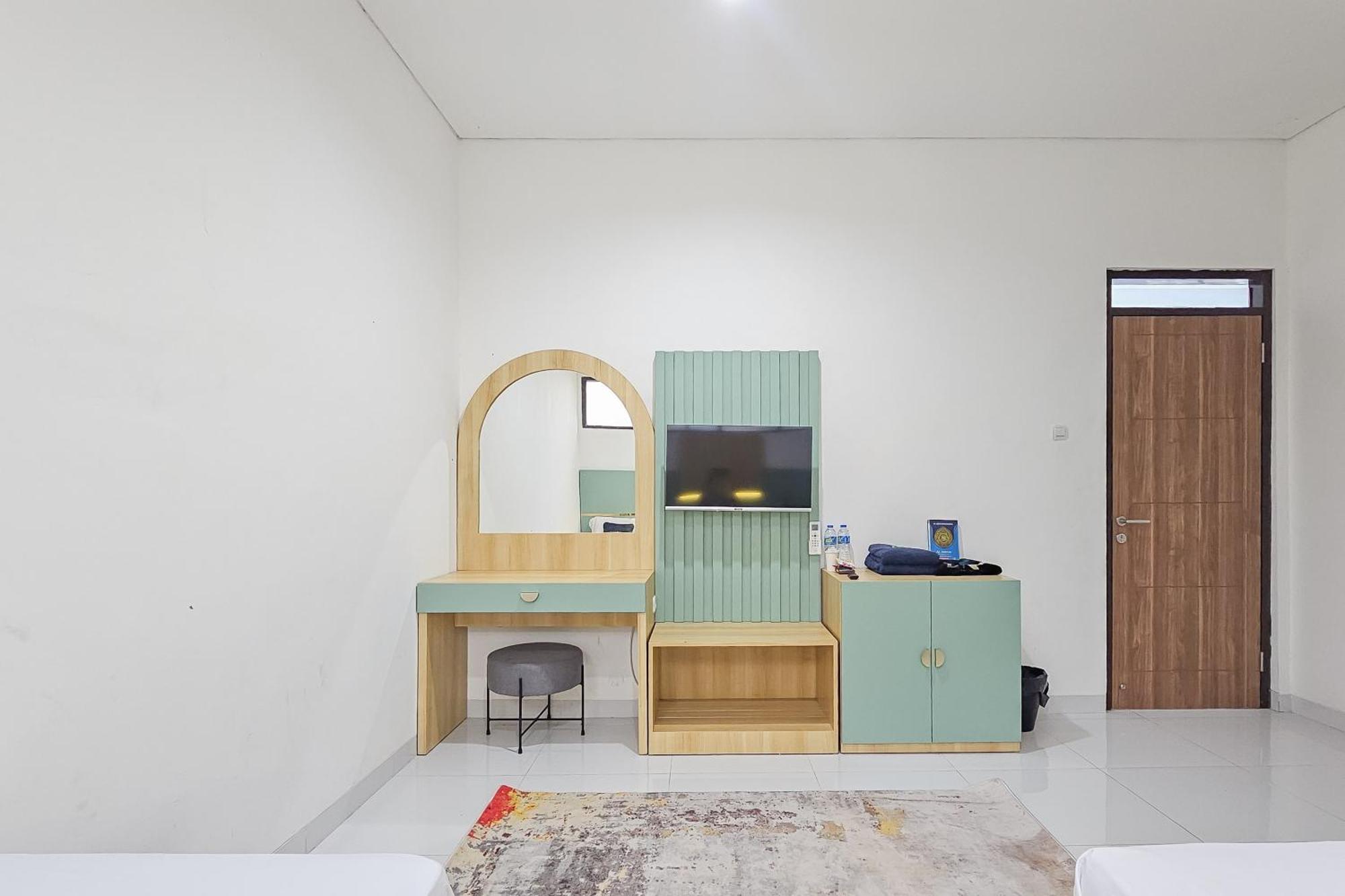 Urbanview Villa Balong Bho Syariah Bandung Cibiru エクステリア 写真