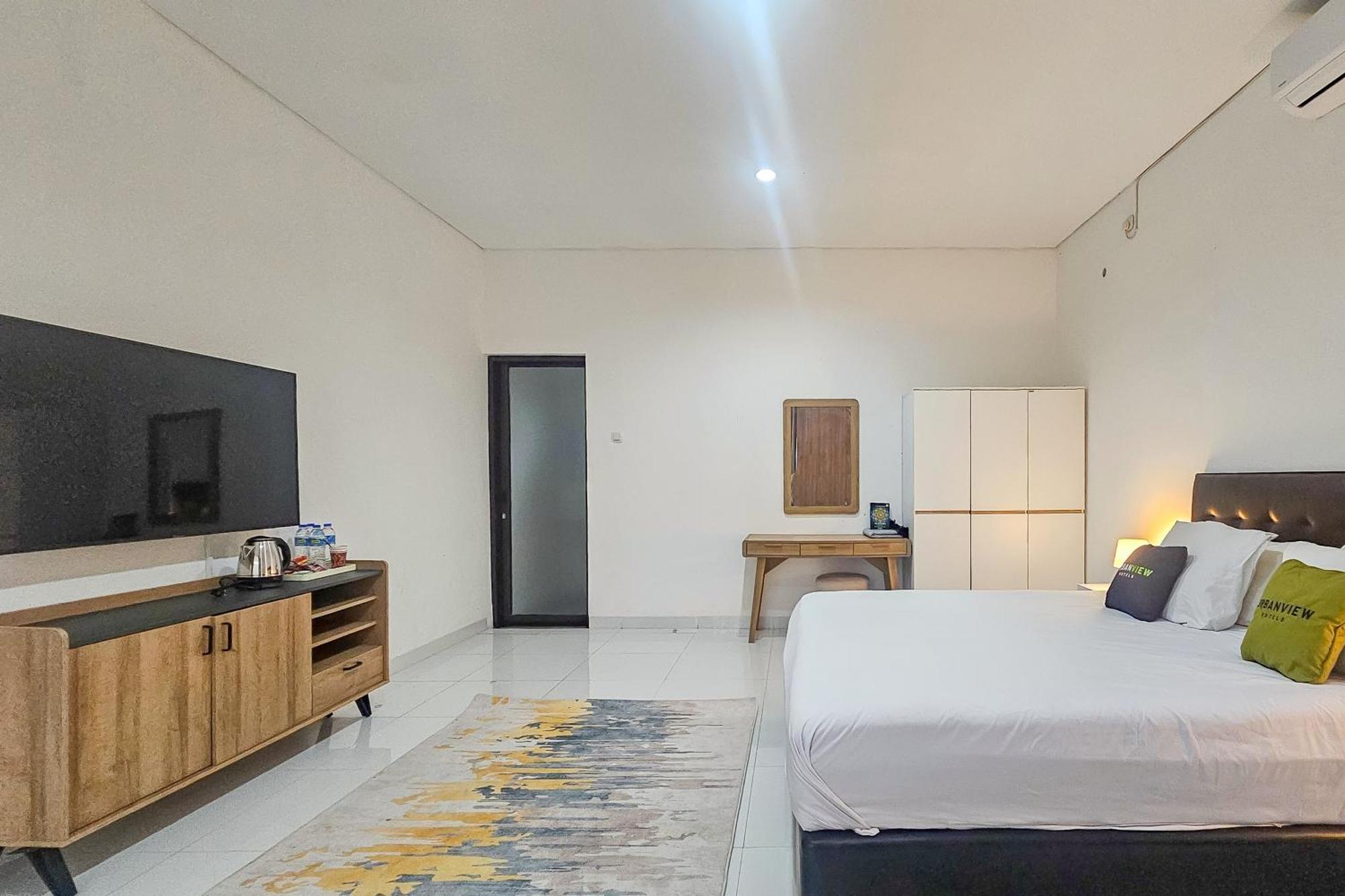 Urbanview Villa Balong Bho Syariah Bandung Cibiru エクステリア 写真