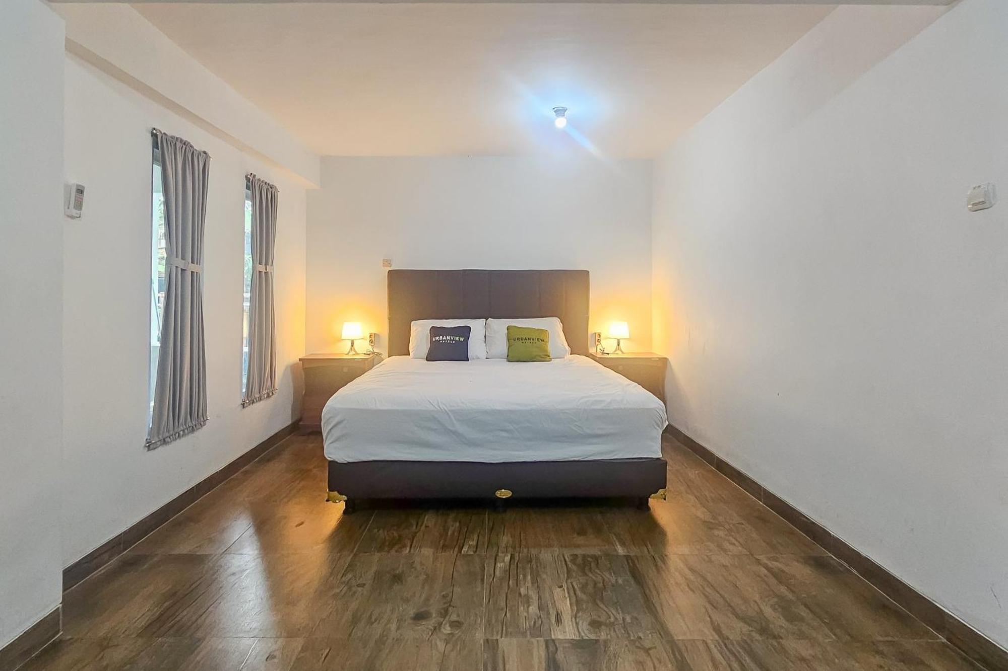 Urbanview Villa Balong Bho Syariah Bandung Cibiru エクステリア 写真