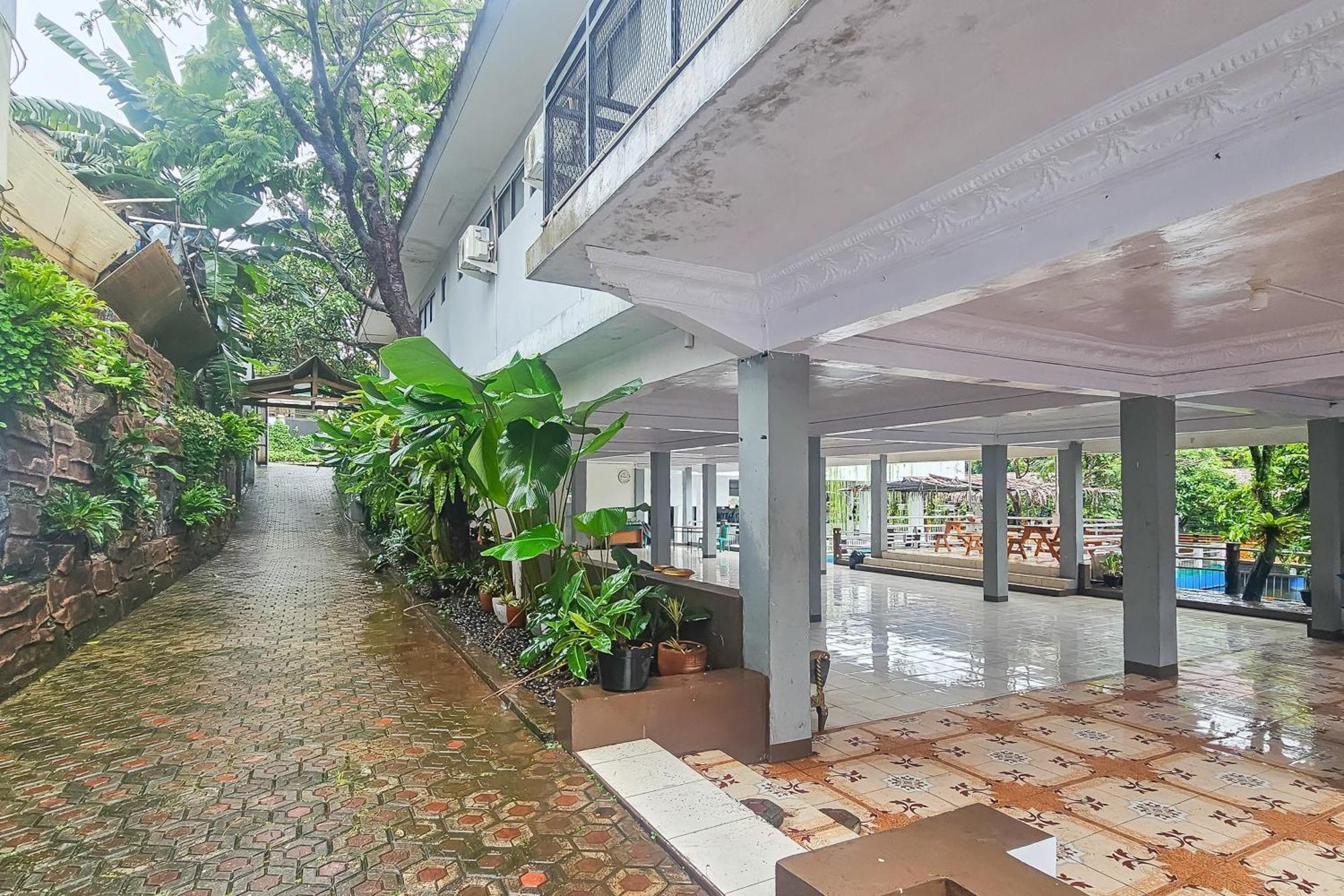 Urbanview Villa Balong Bho Syariah Bandung Cibiru エクステリア 写真